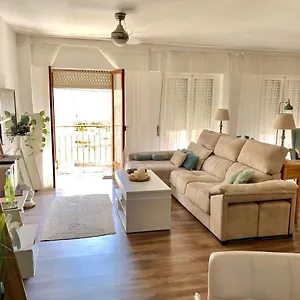 Centrico ,moderno Y Confortable Almería